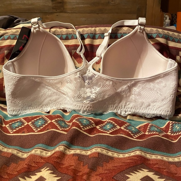 Bra - Picture 3 of 3